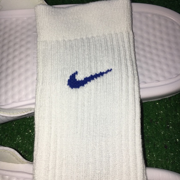 NEW NIKE BENASSI JDI SLIDE SIZE 12 WHITE / ROYAL BLUE WITH XL VAPOR SOCKS - Picture 5 of 8
